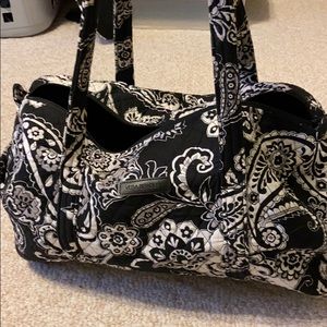 Black and white patterned Vera Bradley duffle